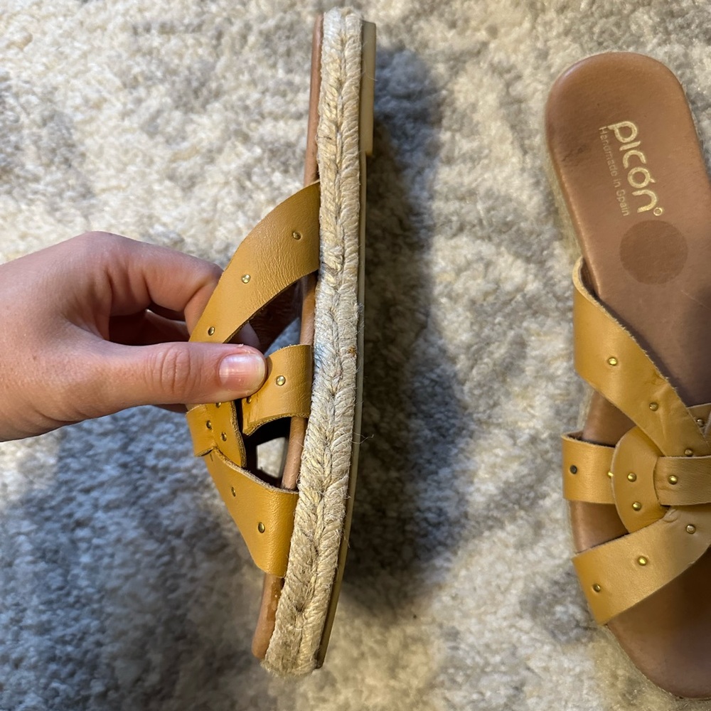 Picon Sandals - Picture 3 of 7